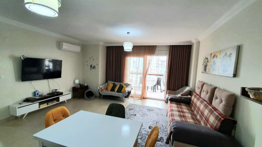 Двухкомнатная квартира в 250 метрах от моря в районе Махмутлар, 75 м2 - Ракурс 4