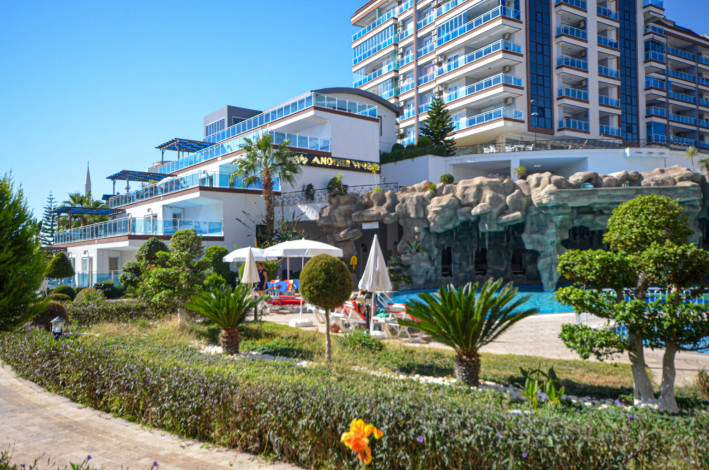 Трехкомнатная квартира в комплексе с полной инфраструктурой в районе Оба, 115 м2 - Ракурс 2