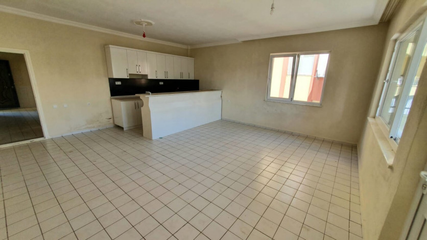 Бюджетная квартира 2+1 в престижном районе Оба, 110 м2 - Ракурс 2