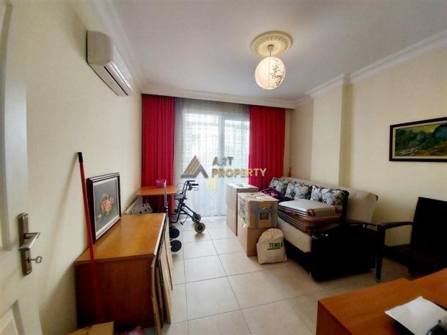 Меблированная трехкомнатная квартира в центре города в Аланье, 200 м2 - Ракурс 10