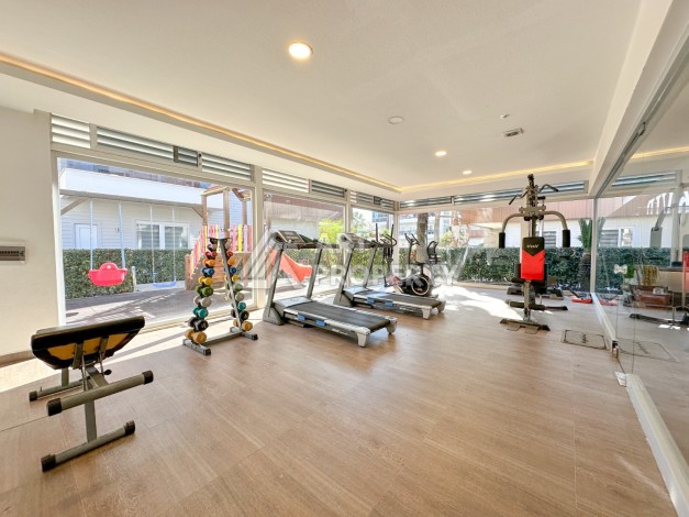 Светлый дуплекс 4+1 под ВНЖ в районе Оба, 250 кв.м. - Ракурс 11