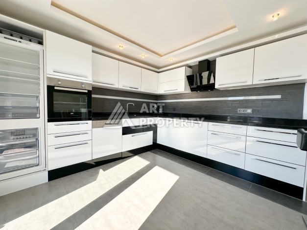 Светлый дуплекс 4+1 под ВНЖ в районе Оба, 250 кв.м. - Ракурс 38