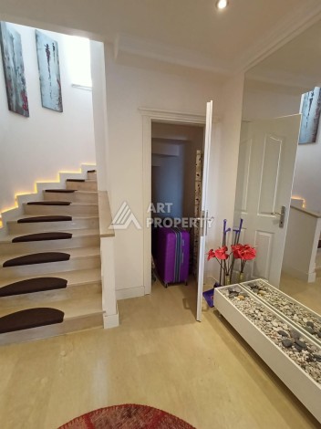 Вилла 4+1 с видом на море в престижном комплексе, 513 кв.м. в Конаклы - Ракурс 4