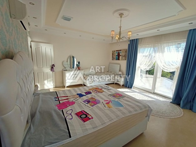 Вилла 4+1 с видом на море в престижном комплексе, 513 кв.м. в Конаклы - Ракурс 14