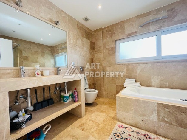 Вилла 3+1 с частным бассейном, 200 кв.м. Конаклы, Алания. - Ракурс 9