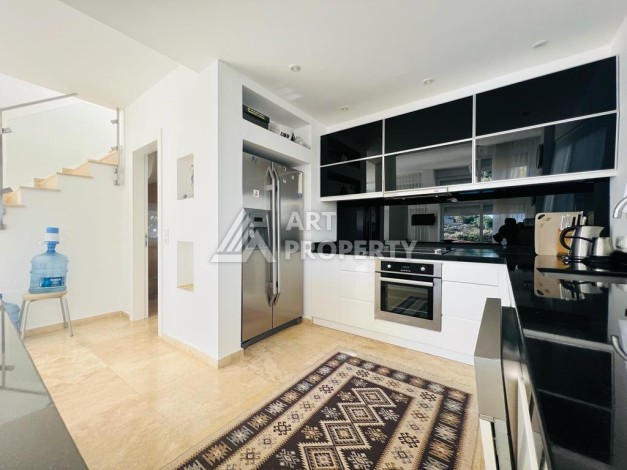 Вилла 3+1 с частным бассейном, 200 кв.м. Конаклы, Алания. - Ракурс 14