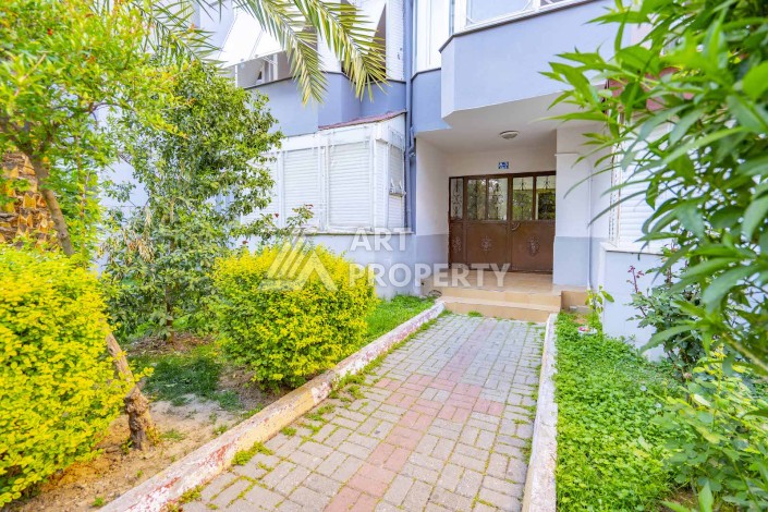 Трехкомнатная квартира 95 кв.м. в 550 метрах от моря в районе Оба - Ракурс 4