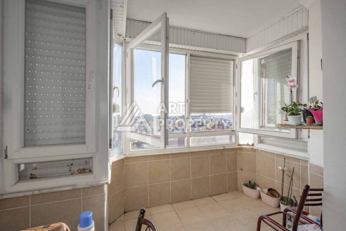 Трехкомнатная квартира 95 кв.м. в 550 метрах от моря в районе Оба - Ракурс 17