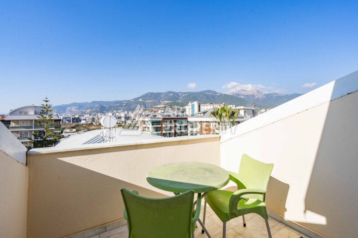 Двухуровневая квартира 4+1 в районе Оба, 800 метров от моря - Ракурс 23