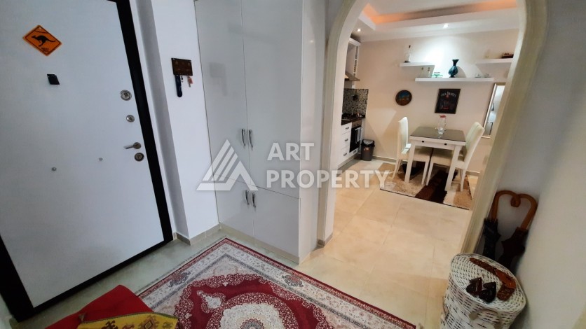 Просторная меблированная квартира 1+1 в 350 метрах от моря в Махмутларе. - Ракурс 9