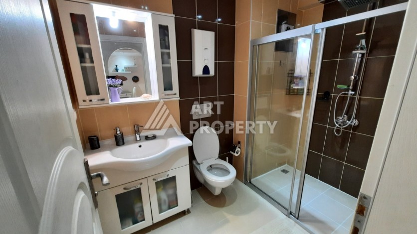 Просторная меблированная квартира 1+1 в 350 метрах от моря в Махмутларе. - Ракурс 11