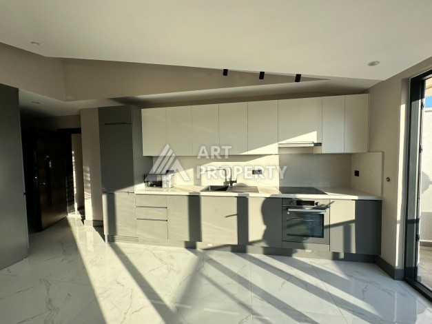 Квартира 2+1 с видом на море и крепость в районе Клеопатры, 80 кв.м. - Ракурс 3