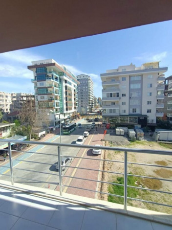 Двухкомнатная меблированная квартира на центральной улице Махмутлара, Алания,60 м2 - Ракурс 7