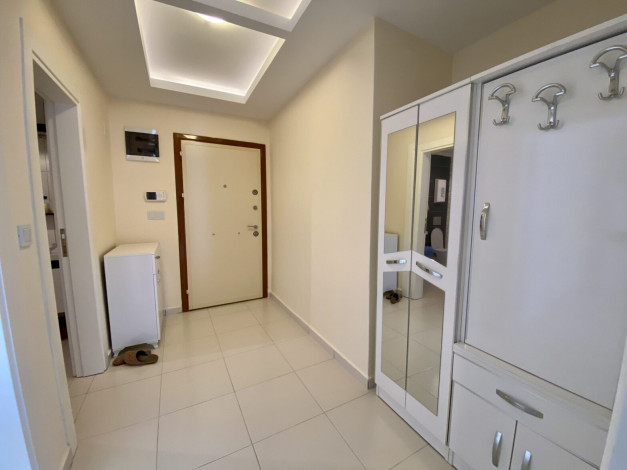 Просторная двухкомнатная квартира с мебелью и техникой, Махмутлар, Алания, 60м2 - Ракурс 3