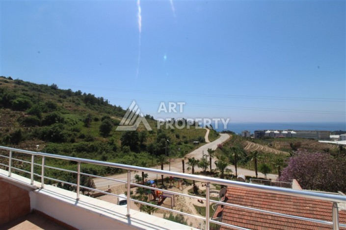 Вилла 3+1 с видом на море и крепость в Каргыджаке, 140 кв.м. - Ракурс 7