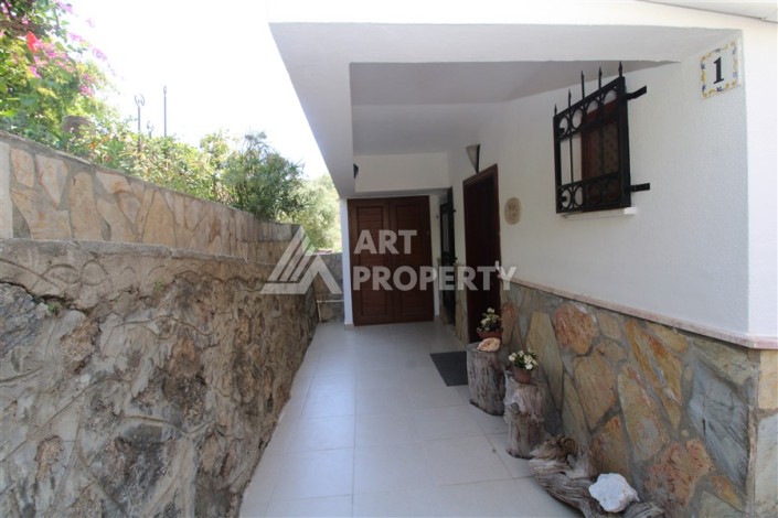 Вилла 3+1 с видом на море и крепость в Каргыджаке, 140 кв.м. - Ракурс 9