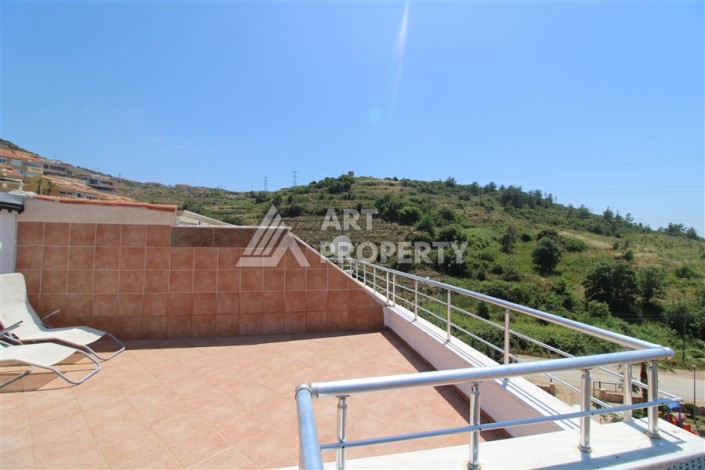 Вилла 3+1 с видом на море и крепость в Каргыджаке, 140 кв.м. - Ракурс 18