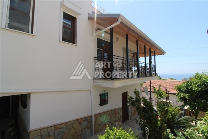 Вилла 3+1 с видом на море и крепость в Каргыджаке, 140 кв.м. - Ракурс 21