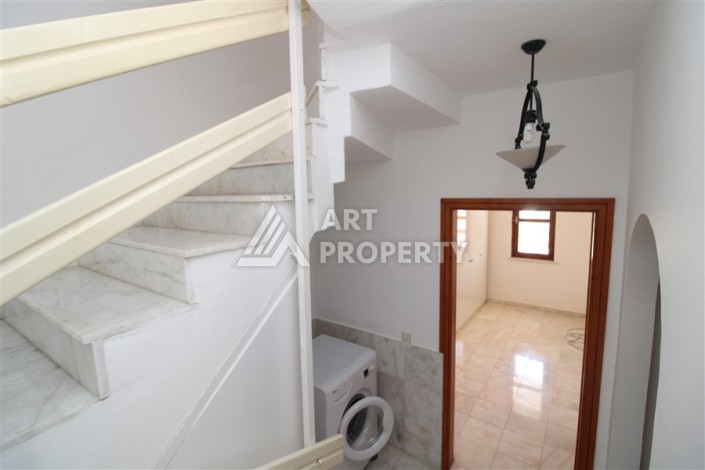 Вилла 3+1 с видом на море и крепость в Каргыджаке, 140 кв.м. - Ракурс 23