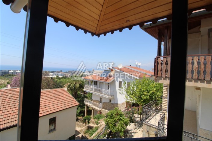 Вилла 3+1 с видом на море и крепость в Каргыджаке, 140 кв.м. - Ракурс 30