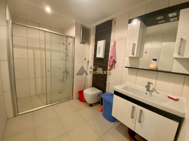 Просторная двухкомнатная квартира с мебелью и техникой, Махмутлар, Алания, 60м2 - Ракурс 16