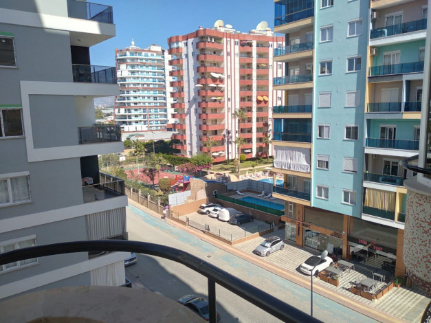 Квартира 2+1 вблизи Средиземного моря в центре Махмутлар, 125 м2 - Ракурс 3