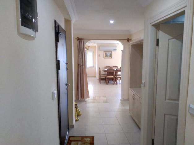 Квартира 2+1 вблизи Средиземного моря в центре Махмутлар, 125 м2 - Ракурс 11