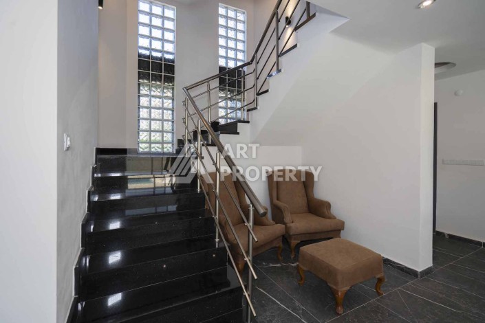 Вилла 4+1 в 150 метрах от моря. Конаклы, Алания - Ракурс 16