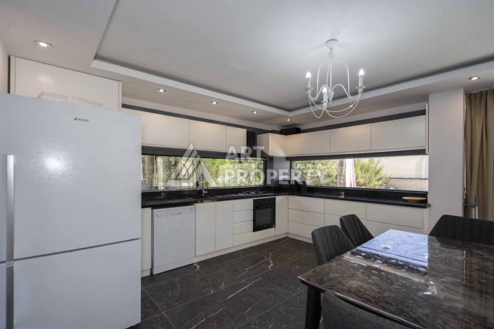 Вилла 4+1 в 150 метрах от моря. Конаклы, Алания - Ракурс 17