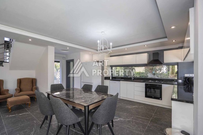 Вилла 4+1 в 150 метрах от моря. Конаклы, Алания - Ракурс 19