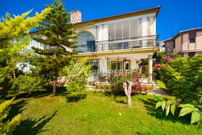 Вилла 3+1 в престижном комплексе в Конаклы, 180 кв.м. - Ракурс 4