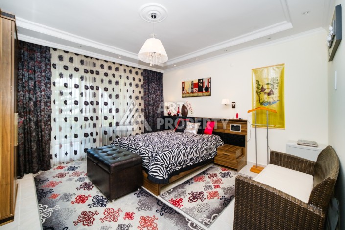 Вилла 3+1 в престижном комплексе в Конаклы, 180 кв.м. - Ракурс 28