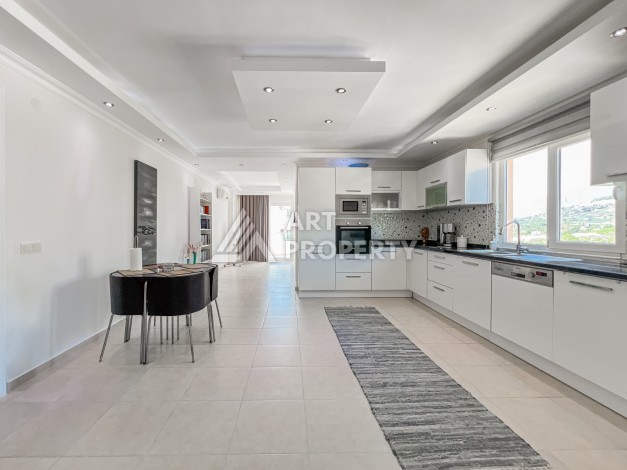 Просторная квартира 3+1 с мебелью в районе Махмутлар, 130 кв.м - Ракурс 3