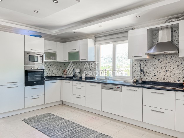 Просторная квартира 3+1 с мебелью в районе Махмутлар, 130 кв.м - Ракурс 5