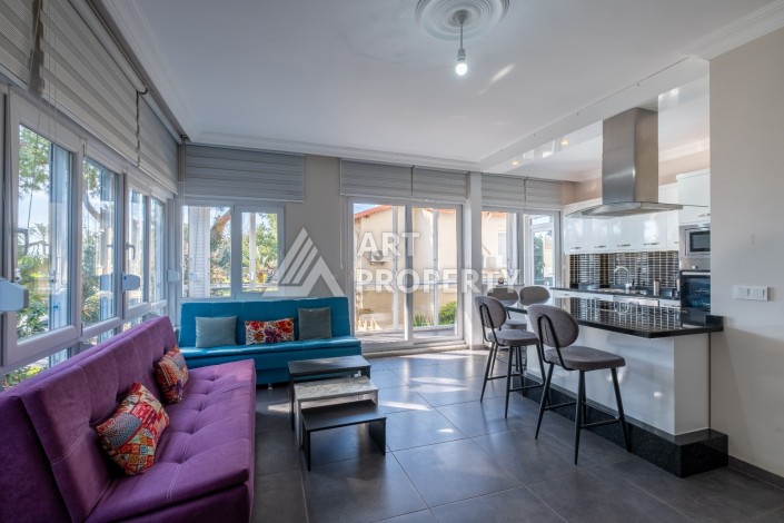 Квартира 3+1 возле канатной дороги, 170 кв.м. Уникальная локация! - Ракурс 6