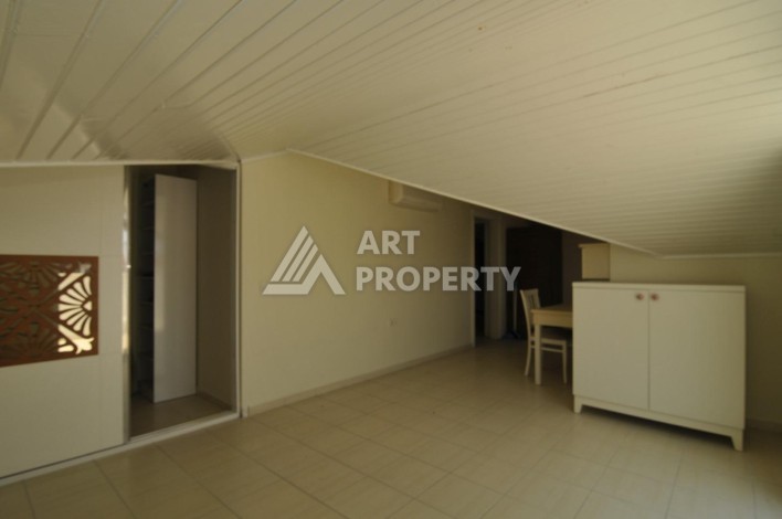 Дуплекс 4+1 в уютном комплексе, 180 кв.м. в районе Оба. Пожходит под ВНЖ и Гражданство - Ракурс 9