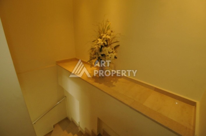 Дуплекс 4+1 в уютном комплексе, 180 кв.м. в районе Оба. Пожходит под ВНЖ и Гражданство - Ракурс 13