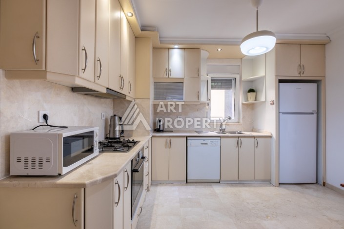 Вилла 3+1 в 200 метрах от моря в районе Конаклы - Ракурс 14