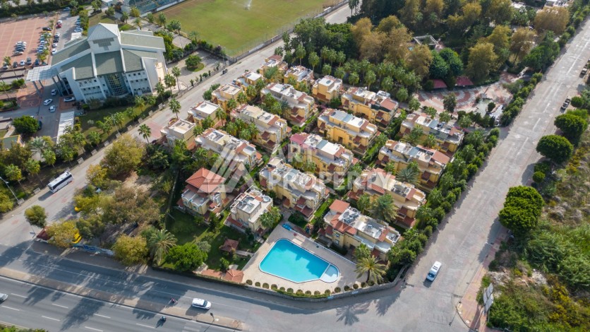 Вилла 3+1 в 200 метрах от моря в районе Конаклы - Ракурс 24