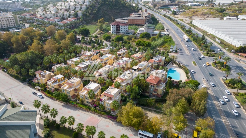 Вилла 3+1 в 200 метрах от моря в районе Конаклы - Ракурс 25