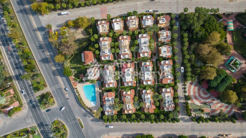 Вилла 3+1 в 200 метрах от моря в районе Конаклы - Ракурс 26