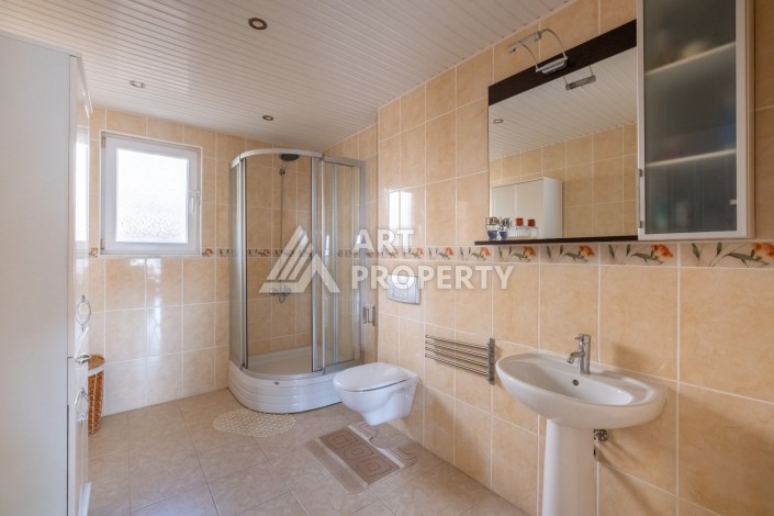 Двухуровневые апартаменты 3+1 с панорамным видом в Каргыджаке, 195 кв.м. - Ракурс 6