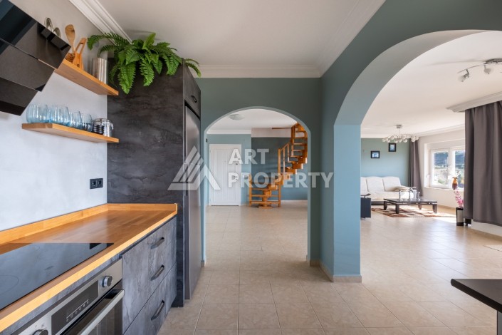 Двухуровневые апартаменты 3+1 с панорамным видом в Каргыджаке, 195 кв.м. - Ракурс 8