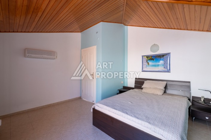 Двухуровневые апартаменты 3+1 с панорамным видом в Каргыджаке, 195 кв.м. - Ракурс 12