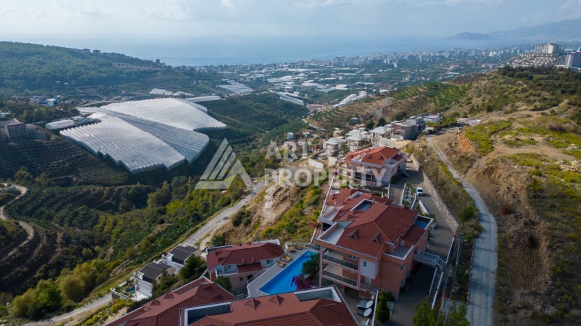 Двухуровневые апартаменты 3+1 с панорамным видом в Каргыджаке, 195 кв.м. - Ракурс 19