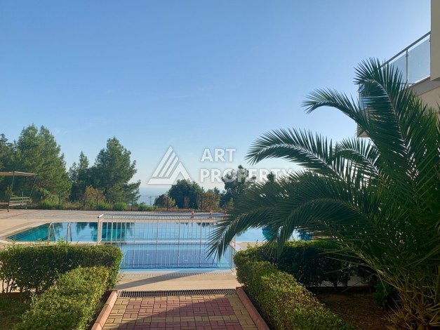 Вилла 3+1 с видом на море, 250 кв.м. в районе Бекташ - Ракурс 3