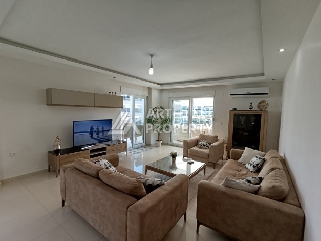 Квартира 2+1 с большой террасой в Кестеле, 120 кв.м - Ракурс 3