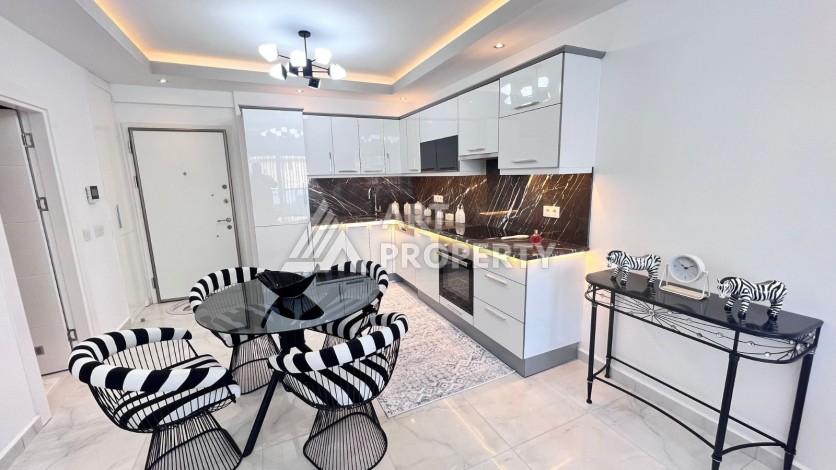 Меблированная квартира1+1 с большим балконом, 70 кв.м. Махмутлар, Алания - Ракурс 3