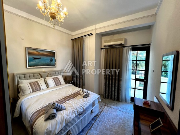 Квартира 1+1 на первой береговой линии в Махмутларе, 50 кв.м. - Ракурс 3