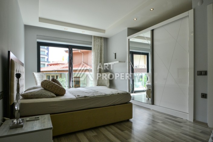 Шикарный садовый дуплекс 3+1 в роскошной резиденции, 230 кв.м. Каргыджак, Алания - Ракурс 27